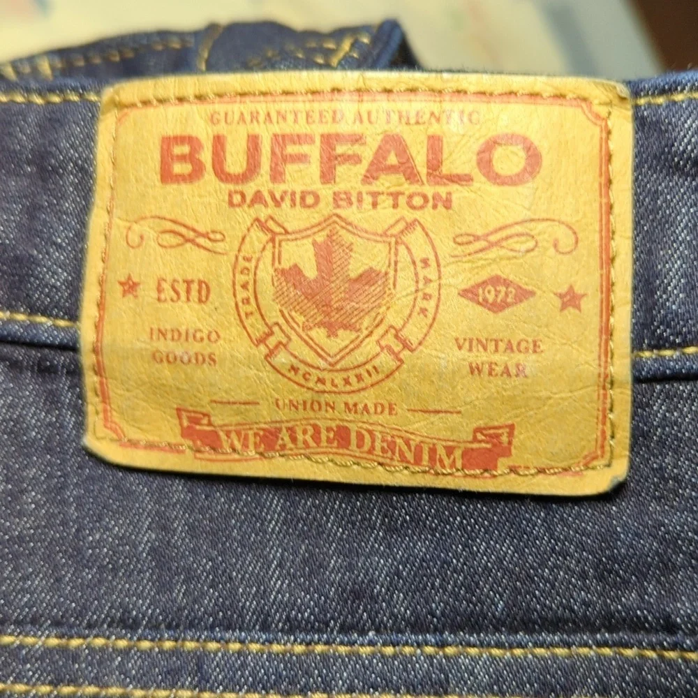 Buffalo David Bitton Straight Six Jeans Union Made Dark Wash Men's Size 32x30